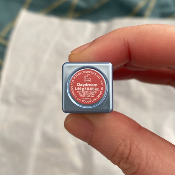 *New Kosas Weightless lip color (daydream) nourishing satin lipstick - Picture 3 of 3